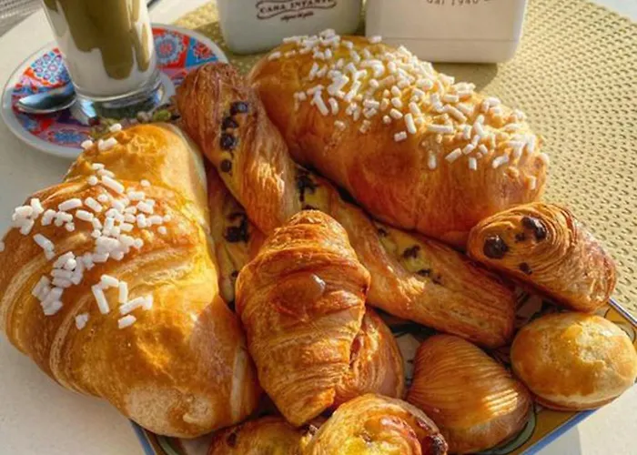 Dreaming Of Naples Bed & Breakfast
